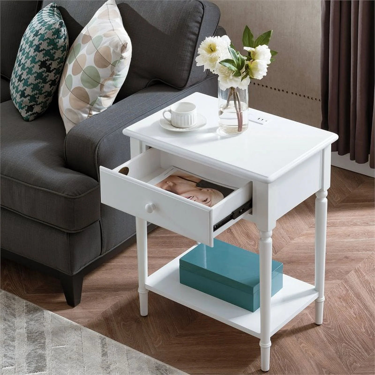 White Nightstand Set A579464