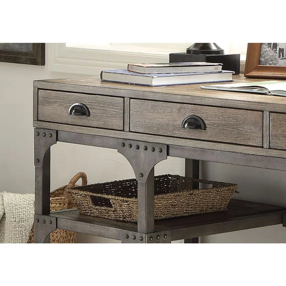Desk J583