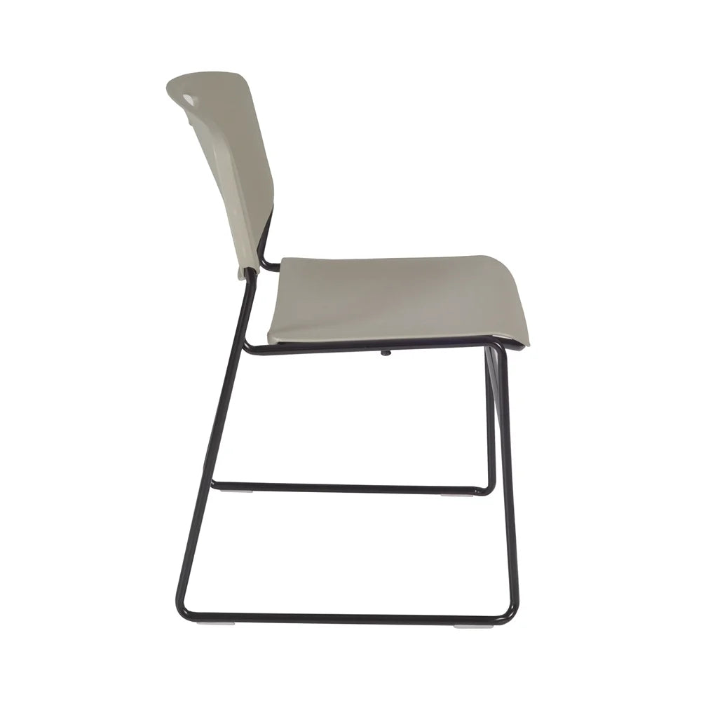 48" Round Breakroom Table & 4 Stack Chairs R515