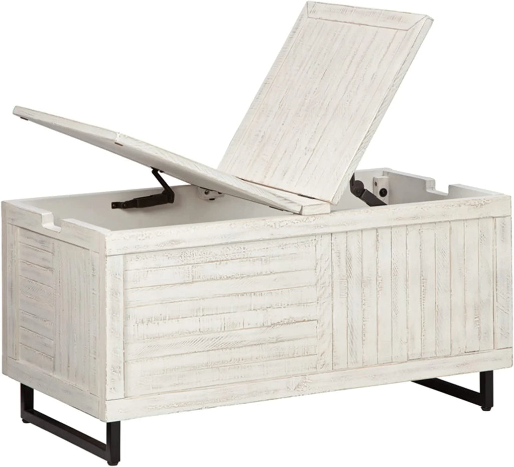 Storage Trunk or Coffee Table Q495