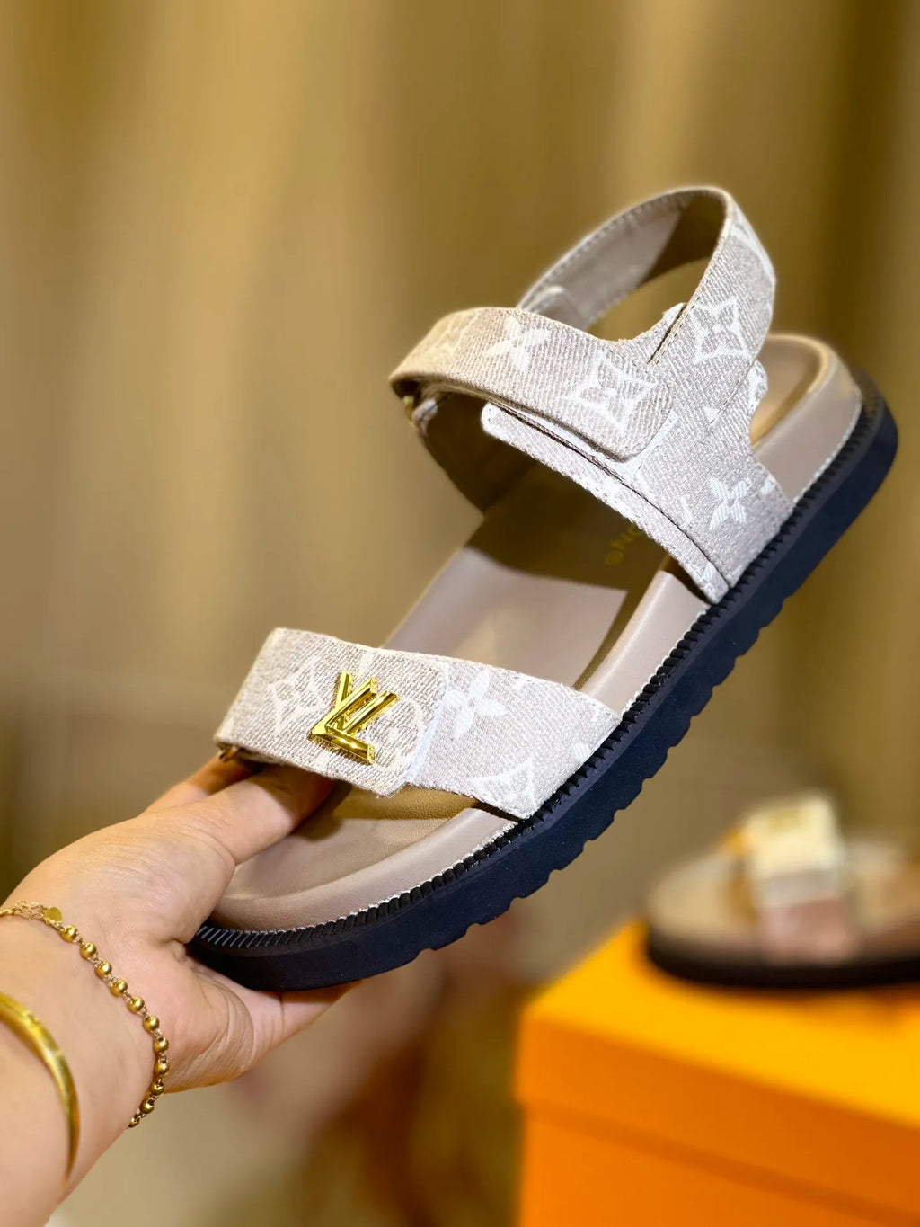 Women Shoes H4923