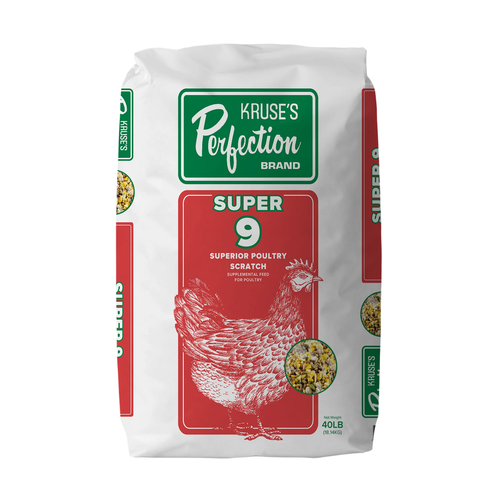 Poultry Scratch Grain 40 lb T533918