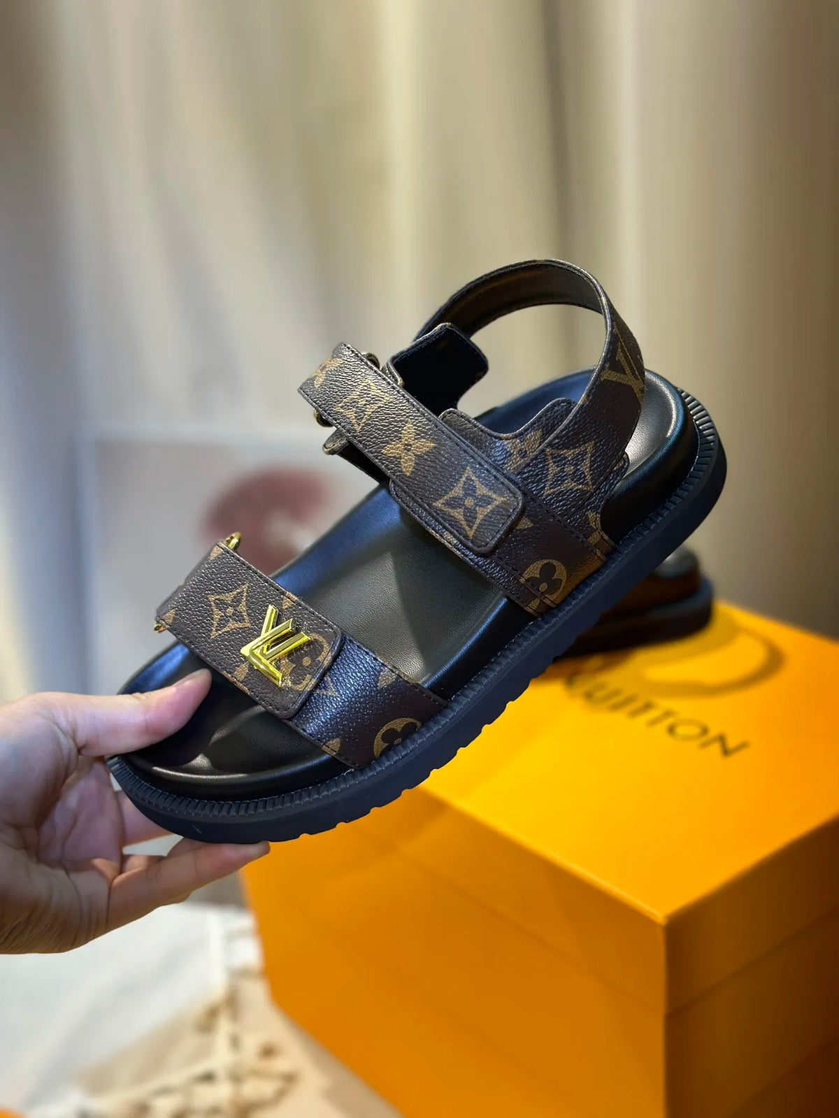 Women Shoes H4923