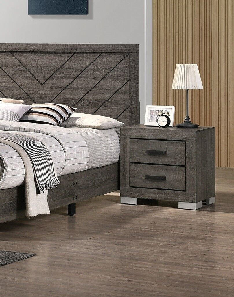Queen Size 4pc Bedroom Furniture Set with Dresser Mirror Nightstand C694